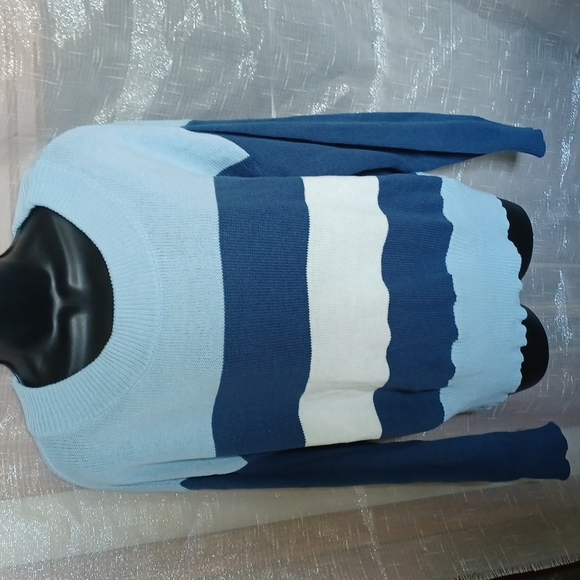 Lucky Brand Women's Blue Color Block Striped Sweater Size Medium - Picture 1 of 3